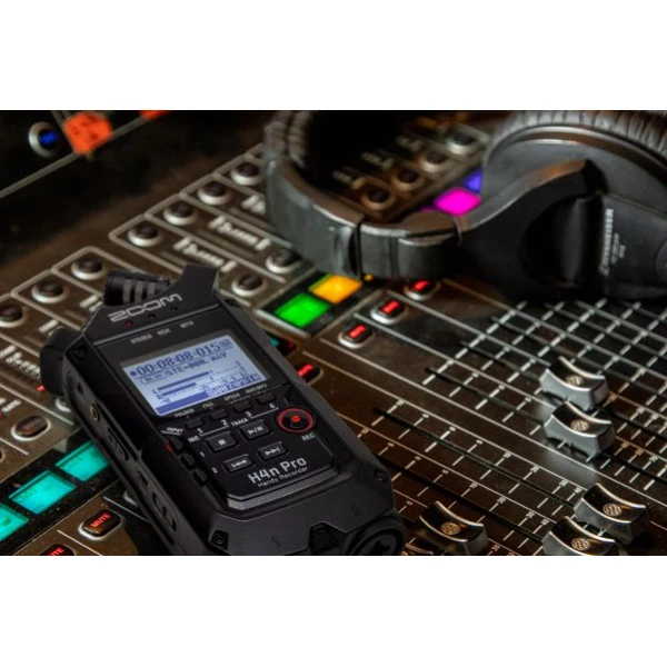 ZOOM H4N Pro Four-Track Audio Recorder - Image 8