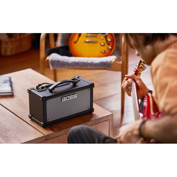 BOSS DUAL CUBE LX - Guitar Amplifier - Image 6