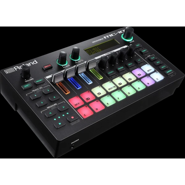 Roland MC-101 GROOVEBOX - Image 9