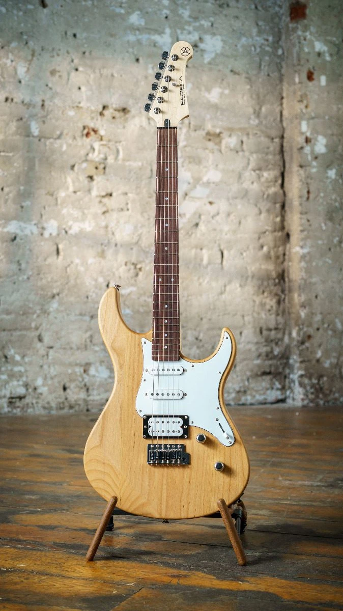 Yamaha Pacifica PAC112V - Yellow Natural Satin - Image 2