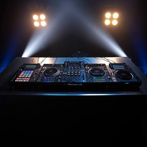 Pioneer DJ XDJ-XZ Professional All-In-One DJ System - Ex Display - Image 9