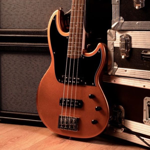 Shergold SBL15 - Libertine Standard Bass Guitar - Gold Gloss - Image 8